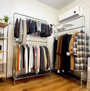 Espositore per Negozio di Abbigliamento Multifunzionale a Due Livelli in Acciaio Inox, Design Moderno e Semplice per Abbigliamento Maschile e Femminile - Product Image 2