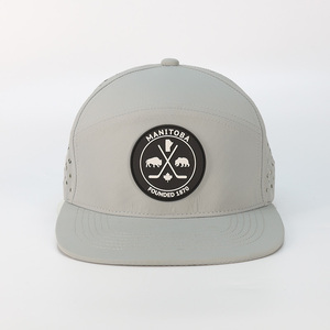 Gorra de camionero de ala plana ajustable personalizada al por mayor, Parche de goma con logotipo bordado, gorra deportiva, gorra de béisbol Snapback de malla en blanco - Product Image 2