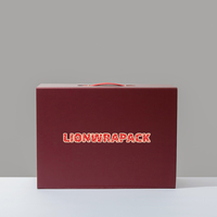 Boîte pliable de luxe Lionwrapack avec poignée personnalisée pour robe de mariée, costume, tenue, emballage de vêtements, logo FSC