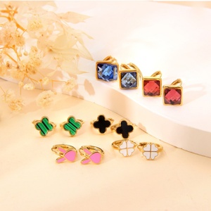Vente en gros de boucles d'oreilles en acier inoxydable de qualité supérieure, vente chaude, créoles plaquées or avec zircon, nouveaux produits tendance pour les occasions de cadeaux - Product Image 2