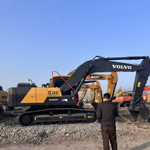 รถขุดตีนตะขาบ Volvo EC240 มือสองจากสวีเดน แท้ 24 ตัน รุ่นปี 2022 เครื่องยนต์ 130 กิโลวัตต์ เกียร์บ็อกซ์ ประหยัดน้ำมัน - Product Image 2