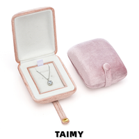 Boîtes à bijoux en velours de petite taille en gros, personnalisables avec logo, pour colliers et pendentifs, boîtes portables de voyage, emballages cadeaux pour bijoux de mariage
