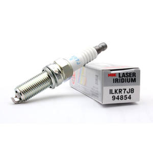 หัวเทียนป้องกันไฟฟ้าสถิตแบบมีสายดิน ชิ้นส่วนจุดระเบิดอัตโนมัติ ป้องกันการรบกวนทางไฟฟ้าในระบบยานยนต์ - Product Image 3