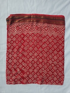 Paréos, Sarongs et Foulards en Soie Zari (Bordure en Soie) Imprimés à la Main sur Bloc de Bois, Légers et Élégants, Vêtements de Plage pour Femmes – Vente en Gros - Product Image 2