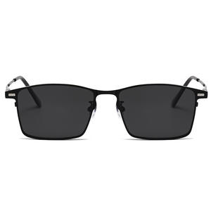 Lunettes de soleil magnétiques BQ-8009 pour hommes, verres polarisés UV400 anti-reflets en PC, monture quadrilatère noire, pour la conduite en extérieur - Product Image 4