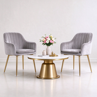 Fauteuil de salon de luxe en velours, chaise d'appoint rembourrée avec rembourrage en mousse, pieds en métal doré