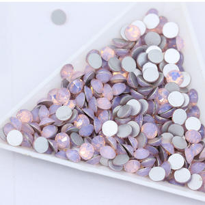 Groothandel Bulk Strass Steentjes SS 10,12,16,20 roze Opaal Platte Rug Strass Kristal Diamant voor Nagelkunst Design - Product Image 1