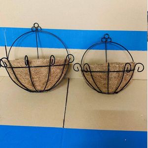 Panier de <span class=keywords><strong>jardinière</strong></span> suspendu en métal de balcon extérieur intérieur de 12 pouces avec doublure en fil de noix de coco support de plante arrosage paniers de fleurs Pot Han - Product Image 4