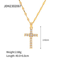 Collier de luxe en acier inoxydable étanche avec pendentif chrétien en pierres précieuses, plaqué or 18 carats, pendentif croix diamant