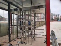 Tourniquet à 3 bras pleine hauteur 120 degrés avec lecture QR code et empreinte digitale biométrique multimodal pour usine intelligente et communauté moderne CE