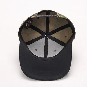 Casquette de baseball ajustable à 6 panneaux, couronne haute, XXL 64 cm, pour hommes adultes, à visière plate, broderie personnalisée, bicolore, en acrylique, motif camouflage, avec fermeture snapback - Product Image 5