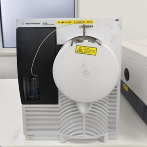 Fournisseur d'usine : Spectromètre de masse portable d'occasion de haute qualité 6130, largeur de bande spectrale de 2 nm, garantie 1 an, bon prix, pour applications chimiques - Product Image 1