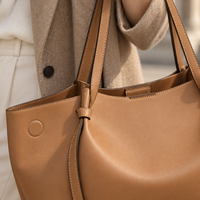 Sac à bandoulière élégant pour femme en cuir PU avec doublure en polyester, résistant à l'eau, fermeture éclair, idéal pour les trajets quotidiens et le bureau