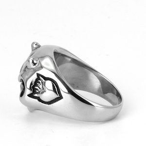 Anillo Gótico de Calavera para Hombre, Acero Inoxidable 316L, Tallado en 3D, Estilo Punk, para Motociclistas, Hipoalergénico, Duradero, Accesorio de Muñeca Audaz - Product Image 4