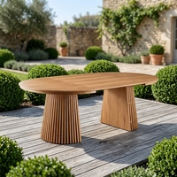 Table à manger ronde minimaliste avec plateau extensible transformable en table longue pour les réceptions