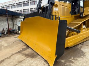 Bulldozer CAT D9R Usado con Bajo Tiempo de Inactividad, Unidad de Trabajo Pesado para la Distribución de Residuos Mineros y Remodelación de Terrenos - Product Image 4