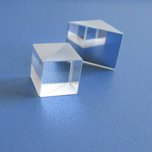 Prisma Cubo Laser Personalizado de 3mm-50mm, Divisor de Feixe Polarizado ou Não Polarizado Feito de Vidro Óptico - Product Image 1