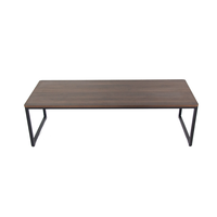 Table basse de basse de taille de dessus d'effet en bois avec des jambes noires en métal