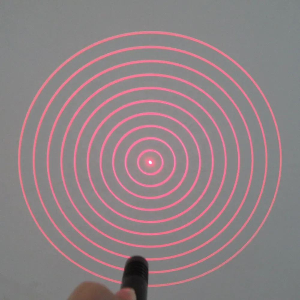 10個の同心円が赤いレーザーモジュールに並ぶ