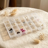 Boîte de rangement pour bijoux en plastique transparent léger, rectangulaire, 24 compartiments, grille fixe avec couvercle pour boucles d'oreilles, rangement de bureau