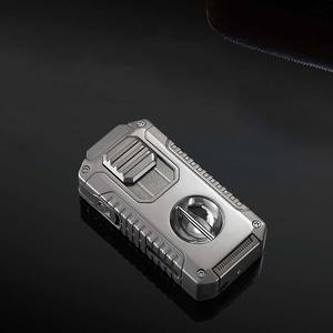 Três Fire Jet chama charuto isqueiro com V-shaped charuto cortador portátil multi-funcional isqueiro - Product Image 4