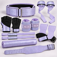 MKAS Ensemble d'équipement de musculation avec logo personnalisé : Sangles de levage, Bandes de maintien pour poignets, Ceinture de musculation, Coussinet de barre, Sangles de cheville, Gants d'entraînement - Vente en gros