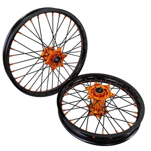 Roues <span class=keywords><strong>Supermotard</strong></span> KTM EXC SXF 250 450cc, jantes en aluminium noir de 17 pouces, moyeux CNC usinés, jeu de roues de course Motard, pièces haute durabilité - Product Image 3