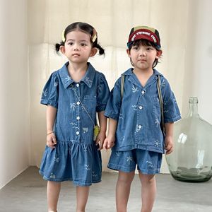 아동복 2026 여름 데님 셔츠 세트 남아 캐주얼 여아 반팔 원피스 형제자매룩 - Product Image 1