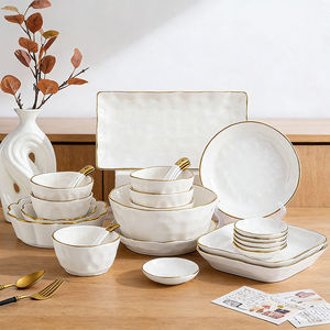<span class=keywords><strong>Set</strong></span> di <span class=keywords><strong>Piatti</strong></span> di Lusso in Ceramica di Alta Qualità in Stile Nordico con Bordo Dorato, Servizio da Tavola in Porcellana - Product Image 2