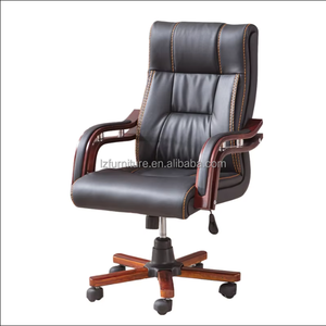 Chaise de bureau de direction de luxe en bois massif à dossier haut, en cuir synthétique, pivotante et ergonomique, au design moderne - Product Image 6