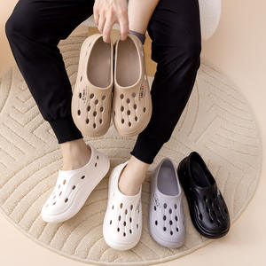 2025 hommes été sandales nouveau Anti-odeur anti-dérapant Eva conduite pantoufles plate-forme respirant extérieur plage sabots hommes vêtements d'extérieur - Product Image 4