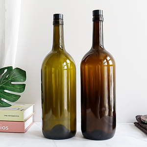 Botella <span class=keywords><strong>de</strong></span> Vidrio para <span class=keywords><strong>Vino</strong></span> Tinto <span class=keywords><strong>de</strong></span> Alta Calidad y Gran Capacidad <span class=keywords><strong>de</strong></span> 1500 ml, Color Ámbar Verde, <span class=keywords><strong>con</strong></span> Corcho - Product Image 1