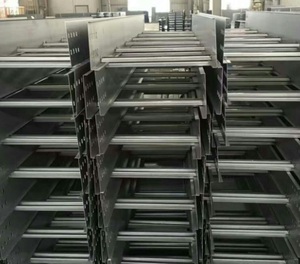 Bandeja Portacables Tipo Escalera de Acero Galvanizado en Caliente 200*200 para Uso en Construcción, Venta al por Mayor Directa de Fabricantes - Product Image 4