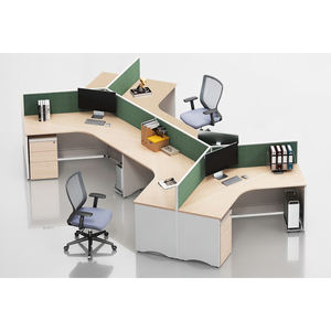 Escritorio Modular de Oficina en Forma de Y de Madera para Varios Trabajadores, Venta Directa de Fábrica Moderna, para Centro de Llamadas, con Opciones para 2/3/4/6 Personas - Product Image 1