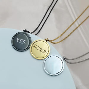 Lateefah, recién llegado, collar grabado con tarjeta redonda giratoria de acero inoxidable personalizada - Product Image 2