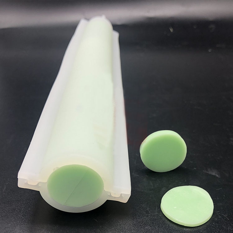 Moule pour tubes cylindriques
