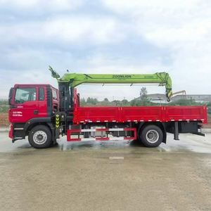 Sinotruk 8 Tons Truck Crane 4*2 Mountain 240HP 5 Section Arm 5m <b>Cargo</b> Box Special Crane for Logistics <b>Cargo</b> Lifting - Product Image 2