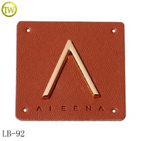 Logo en relief personnalisé Patch Design cuir noir Jeans métal lettre étiquette insigne pour vêtements