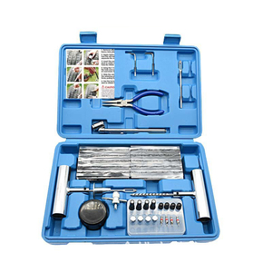 68 pièces kit de réparation de <span class=keywords><strong>pneu</strong></span> Tubeless robuste Kit de réparation de pneus Patch de crevaison outils de réparation de <span class=keywords><strong>pneu</strong></span> de voiture d'urgence - Product Image 1