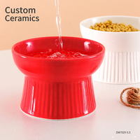 Bol surélevé personnalisé en céramique pour animaux de compagnie, gamelle surélevée pour chat, bol à nourriture en porcelaine blanc et rouge pour chiens et chats