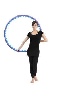 Nuove idee di prodotto 2024 hula reifen in plastica per massaggi hula hoop staccabili con sfere per massaggi magnetiche