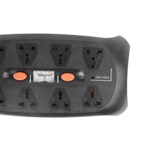 En Venta: Enchufe de Corriente de 220V Económico y Duradero con Función de Tomacorriente - Product Image 3