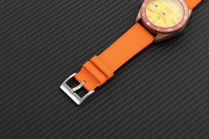 <span class=keywords><strong>Montre</strong></span> mécanique personnalisée en bronze étamé pour homme, <span class=keywords><strong>mouvement</strong></span> <span class=keywords><strong>suisse</strong></span>, lumineuse, automatique, vente en gros directe usine - Product Image 3