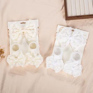 طقم قبعة وجوارب للأطفال من BYL مع شريط دانتيل مخصص، قبعة شتوية للأطفال حديثي الولادة، إكسسوارات شعر للأطفال - Product Image 2