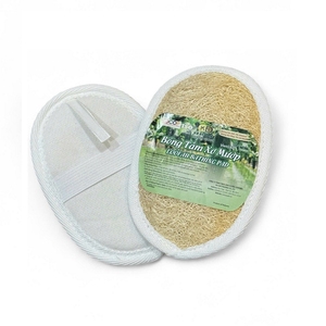<b>Natural</b> loofah travel bath <b>sponge</b> exfoliates and deeply cleanses skin safely 10x8 cm size Convenient for traveling - Product Image 3