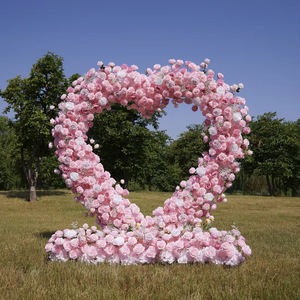 Arche de fleurs artificielles pour mariage, arche en forme de cœur avec fleurs, décoration de mariage en forme de cœur d'amour - Product Image 1
