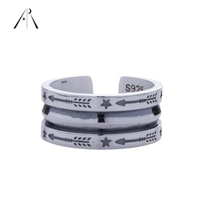Anillo apilable Retro de Plata de Ley 925, joyería de alta calidad con grabado de flecha, estrella, estilo Hip Hop, geometría gruesa, apertura - Product Image 4