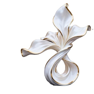 Escultura Abstracta de Flor Retorcida Blanca Grande de Metal Moderno Personalizada, Escultura de Acero Inoxidable, Escultura para Jardín Exterior - Product Image 1