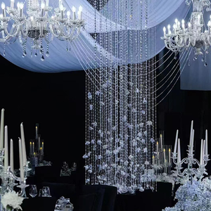 Decorazione per Soffitto con Perline a Petalo H245 in Acrilico per Sfondi di Palcoscenici e Sale Matrimoniali - Product Image 1