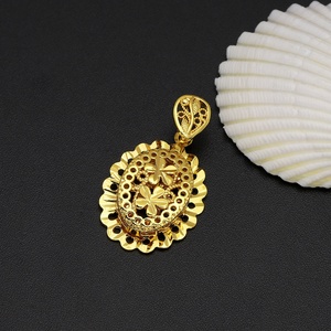 Collier pendentif en laiton plaqué or 24 carats Jxx pour femme, bijoux tendance avec pendentifs charmants et pierre principale en zircon - Product Image 5